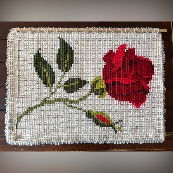 Vintage Latch Hook Wall Rug - Picture 2 of 2